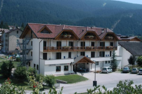 Hotel Canada Andalo